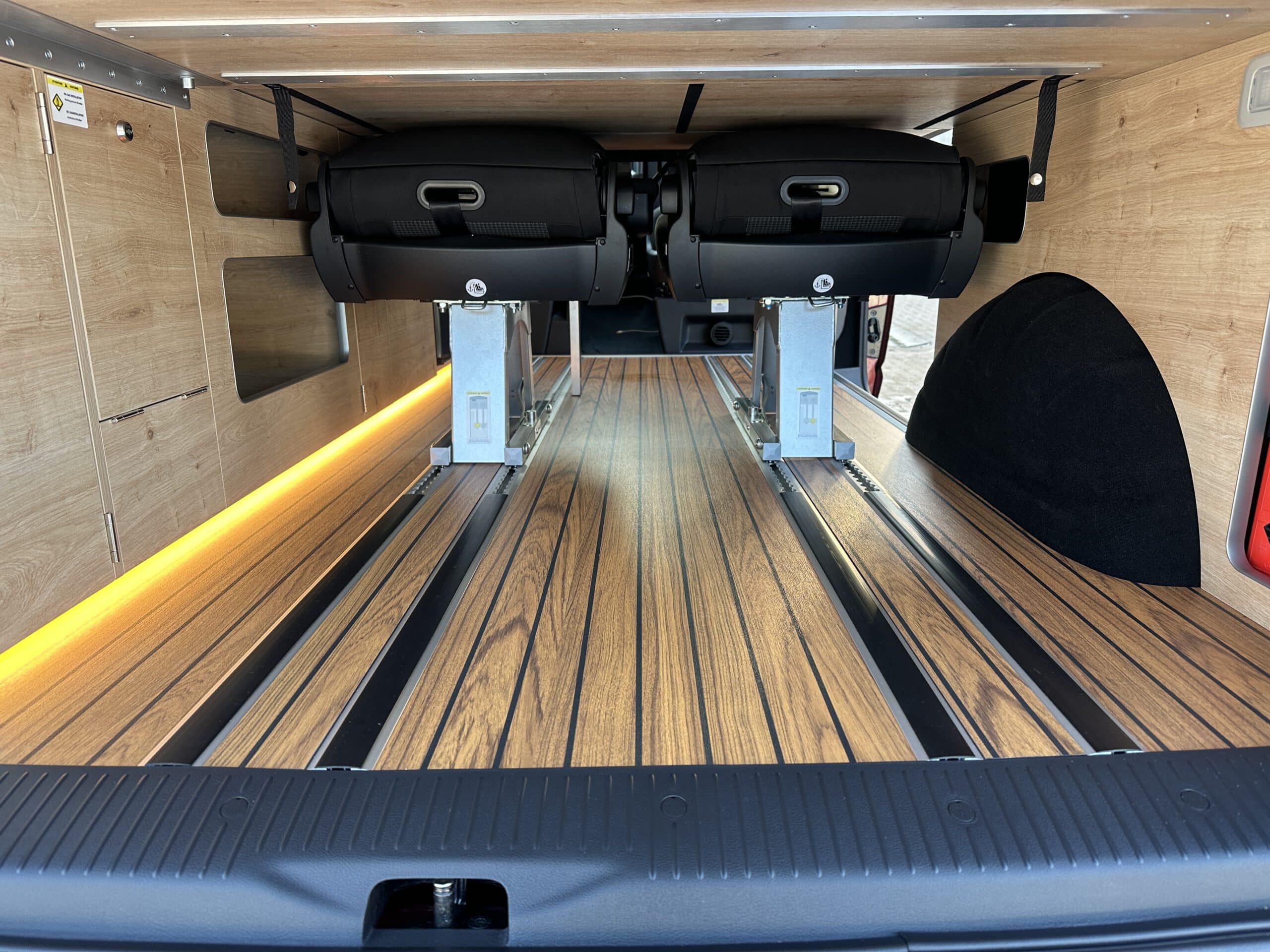 
								VW T6.1 Wavecamper Last Edition 150ps DSG full									