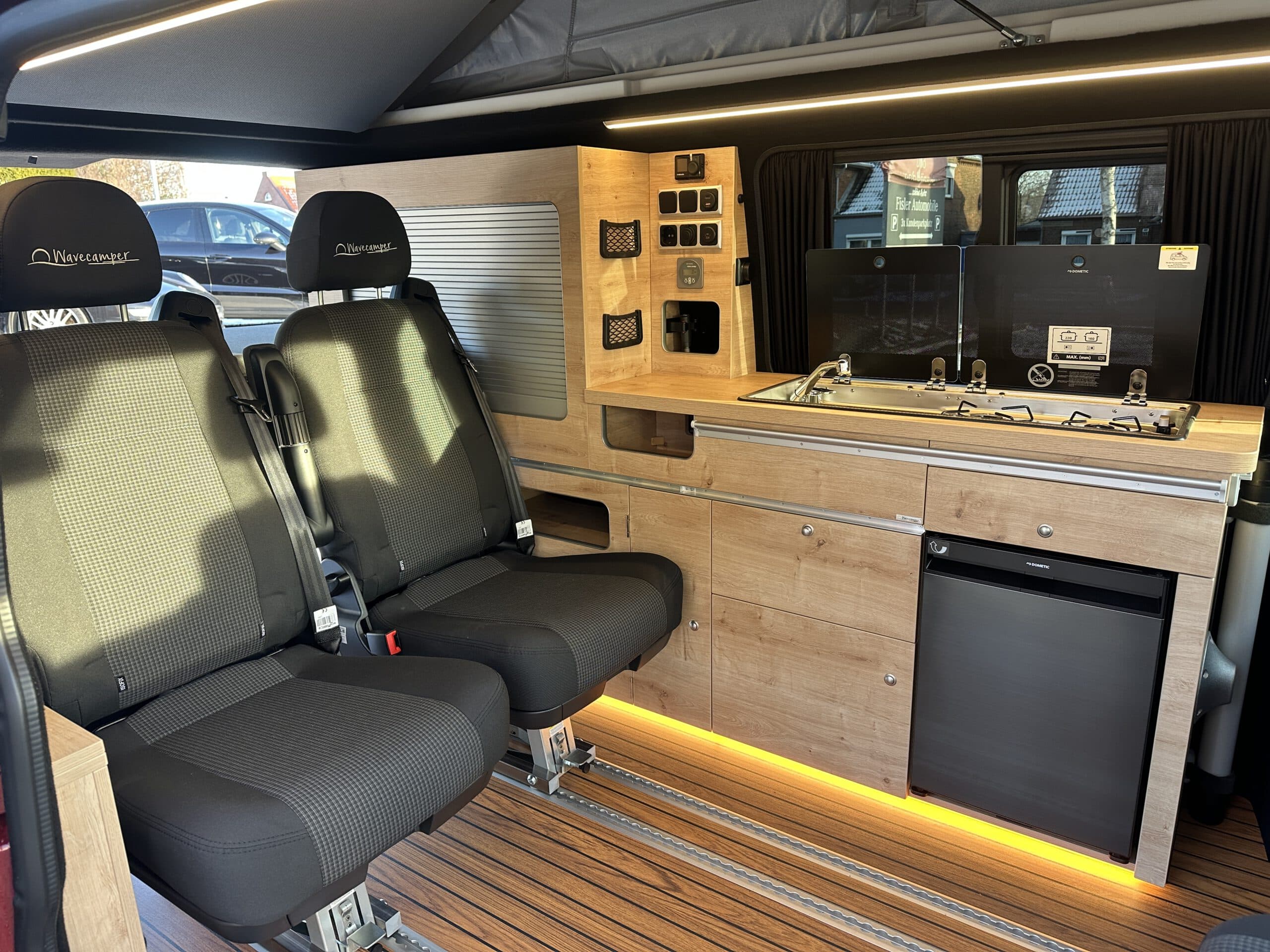 
								VW T6.1 Wavecamper Last Edition 150ps DSG full									