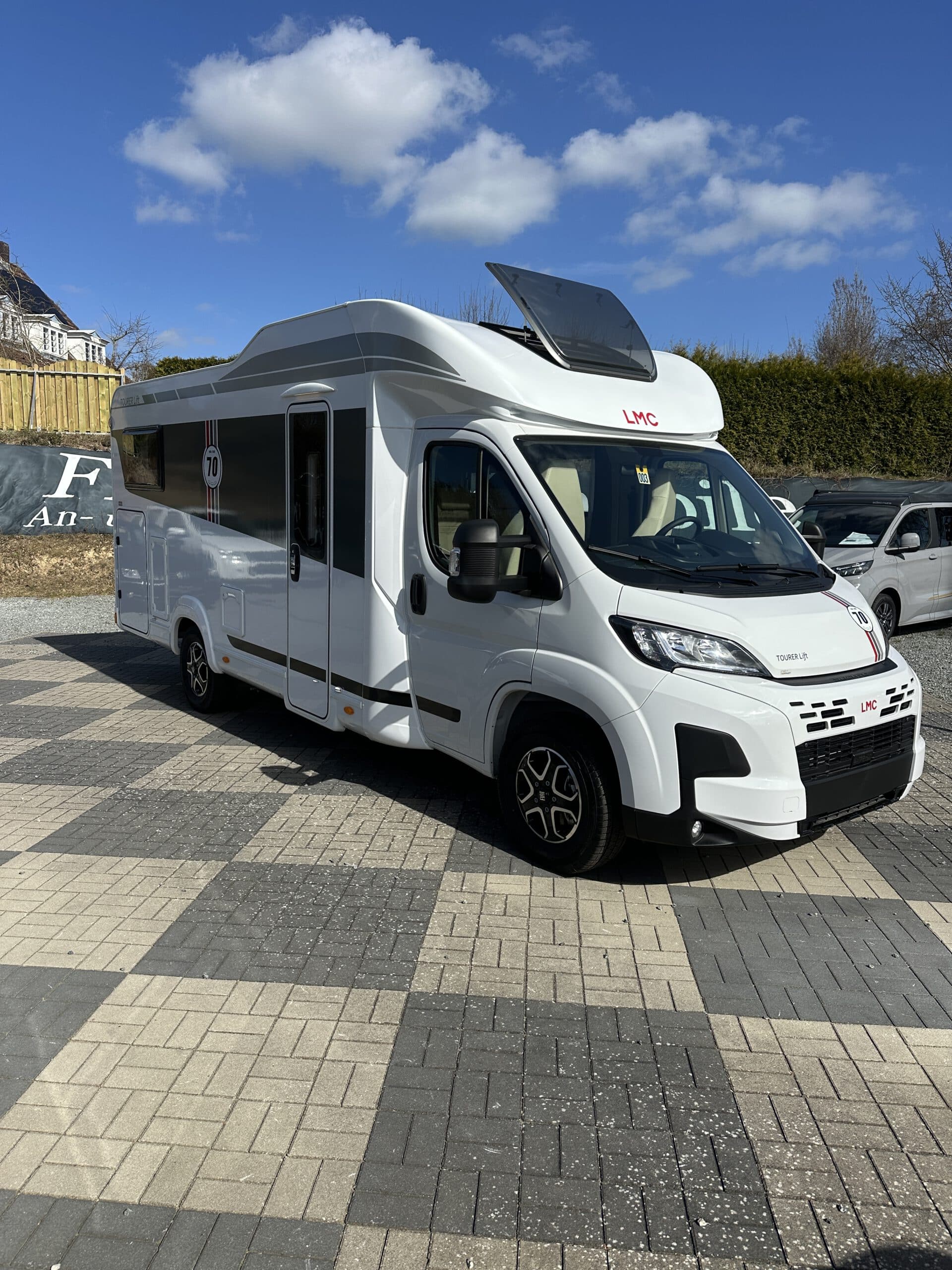 
								LMC TOURER T 660/663 G 70 Jahre Sondermodell full									