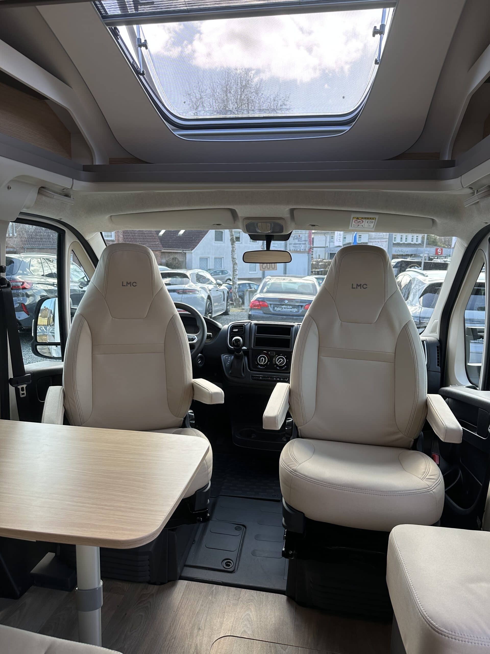
								LMC TOURER T 660/663 G 70 Jahre Sondermodell full									